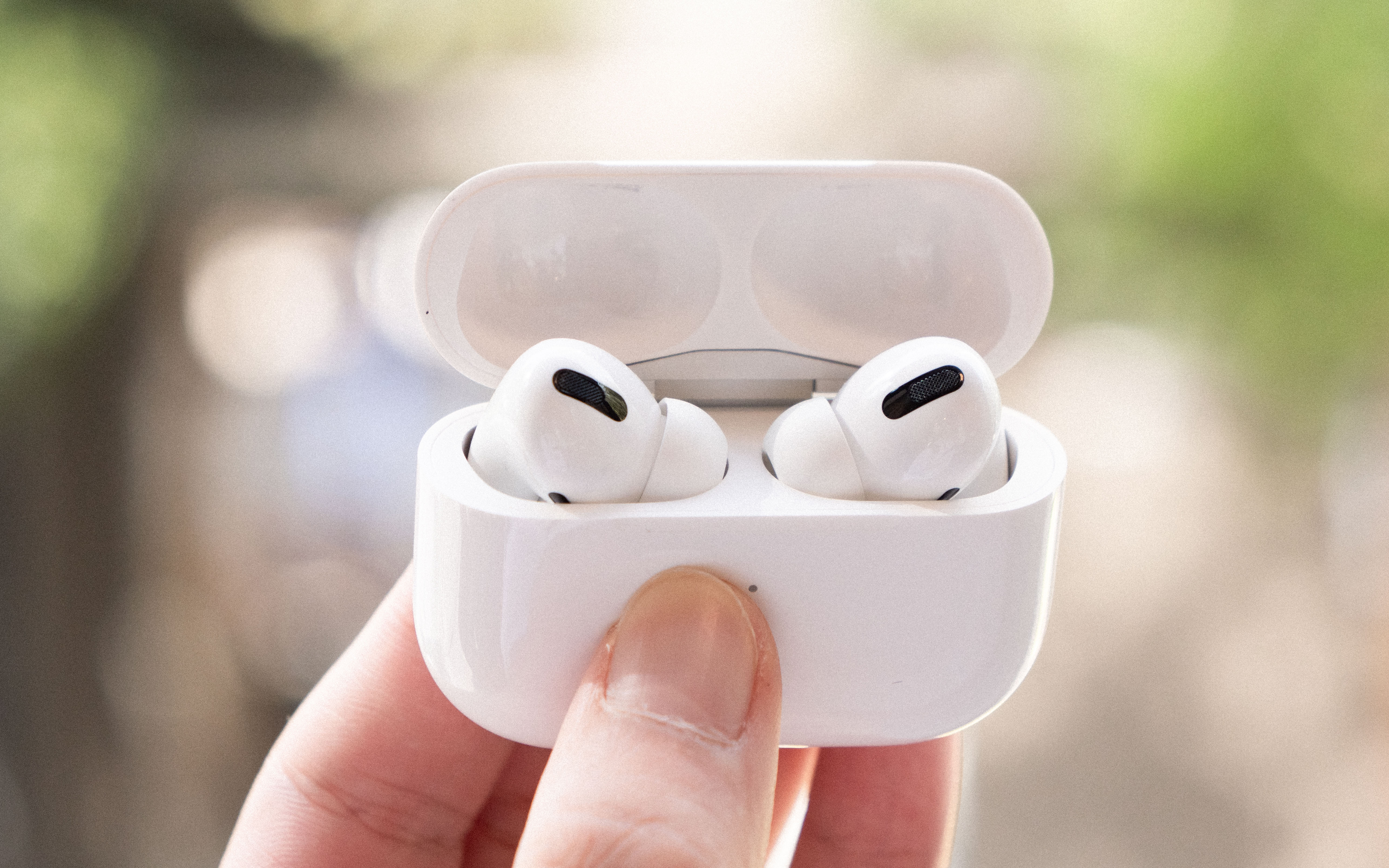 AirPods Pro 一登場即巔峰，為何它是綜合體驗(yàn)最好的降噪耳機(jī)？